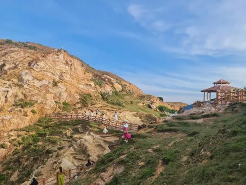 Du lịch Gia Lai: Phát huy lợi thế biển, sinh thái núi rừng, văn hóa Tây Nguyên