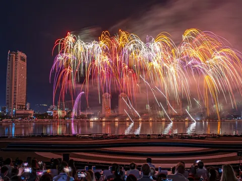 Hai đội pháo hoa Việt Nam và Trung Quốc sẵn sàng cho đêm chung kết