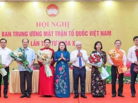 Hiệp thương cử 6 nhân sự là Phó Chủ tịch Ủy ban Trung ương MTTQ Việt Nam
