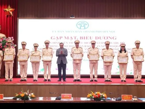 Hà Nội gặp mặt, biểu dương điển hình tiên tiến tiêu biểu của Công an Thủ đô