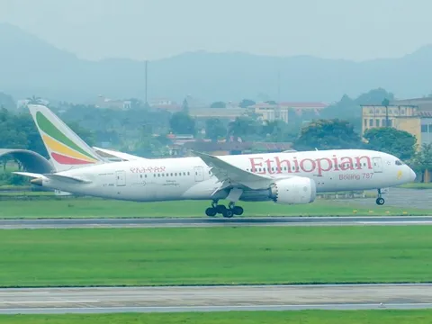 Sân bay Nội Bài đón chuyến bay đầu tiên kết nối Hà Nội-châu Phi