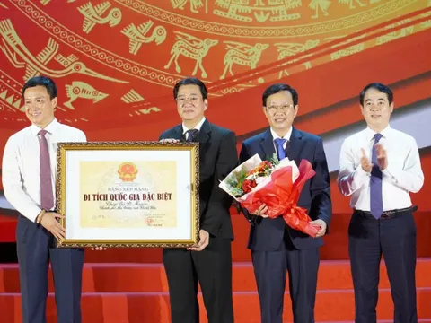 Tháp Bà Ponagar Khánh Hòa nhận Bằng xếp hạng Di tích quốc gia đặc biệt