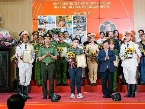 28 tác phẩm đạt giải cuộc thi ảnh về hình tượng chiến sĩ công an nhân dân