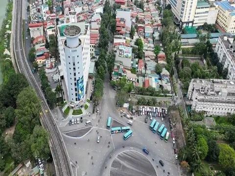 Thủ tướng yêu cầu từ 1/7/2026, Hà Nội cấm xe máy chạy xăng dầu trong Vành đai 1