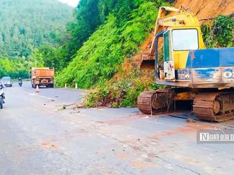 Khẩn trương khắc phục sạt lở tại tuyến đường huyết mạch nối Đồng Nai - Lâm Đồng