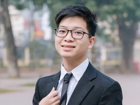 Nam sinh trường "làng" lập kỳ tích: Thủ khoa cả hai kỳ thi lớn