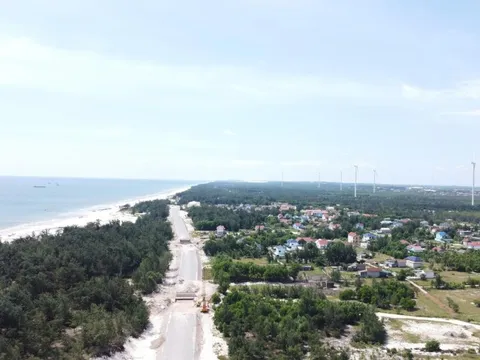 Nguyên nhân hai dự án ven biển Quảng Trị chậm tiến độ, phải tăng vốn đầu tư