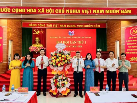 Đại hội Đảng bộ các cơ quan Đảng Phú Thượng: Vững bước để phát triển toàn diện