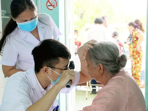 Bản tin 18/7: Đề xuất giảm viện phí cho người mắc bệnh hiểm nghèo