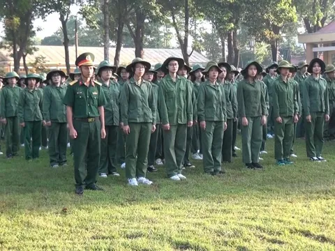 Cử tri kiến nghị giáo dục quốc phòng, an ninh cho sinh viên để không đi nghĩa vụ quân sự