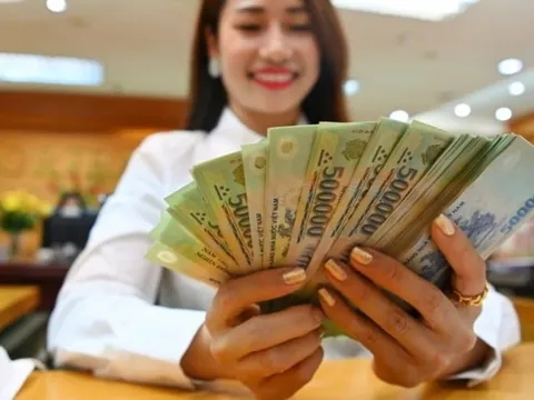 Tăng lương tối thiểu vùng: "Liều thuốc" kịp thời giảm bớt gánh nặng chi tiêu