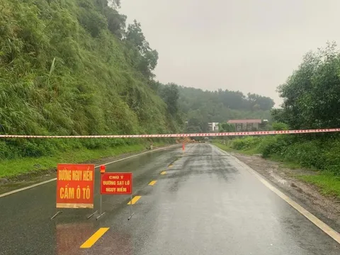 Bộ Xây dựng: Ứng trực 24/24h tại các vị trí xung yếu, sẵn sàng phương tiện cứu hộ cứu nạn