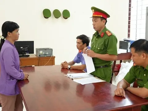 Dùng con trai làm "bình phong", mẹ mở két sắt trộm hơn 400 triệu đồng