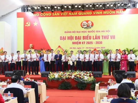 Đại học Quốc gia Hà Nội hằng năm cung cấp gần 10.000 cử nhân