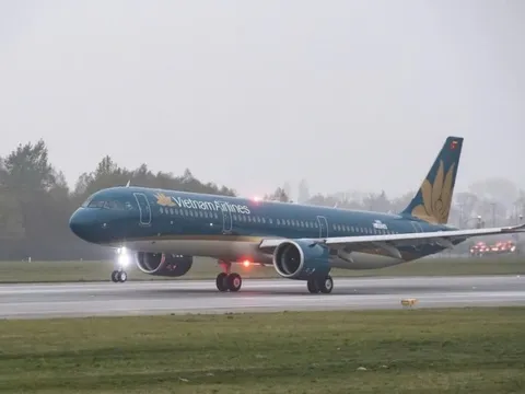 Hủy nhiều chuyến bay do ảnh hưởng của bão số 3