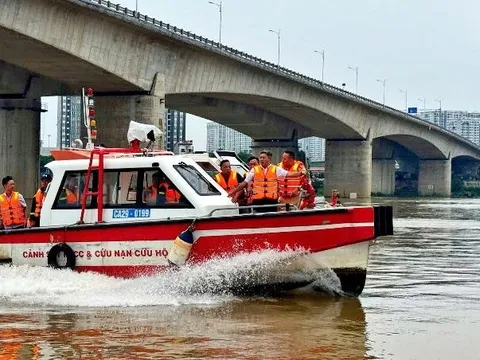 Hà Nội: Liên ngành kiểm tra, tuyên truyền phòng chống bão trên tuyến sông Hồng