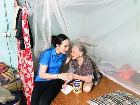 Phụ nữ xã Hương Sơn tổ chức nhiều hoạt động “Uống nước nhớ nguồn“