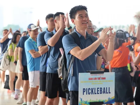 Giao lưu thể thao chào mừng 80 năm Ngày truyền thống Văn phòng Chính phủ