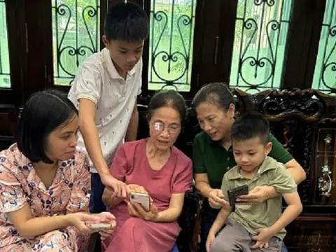 Khi công nghệ số “thắp lửa” hạnh phúc gia đình