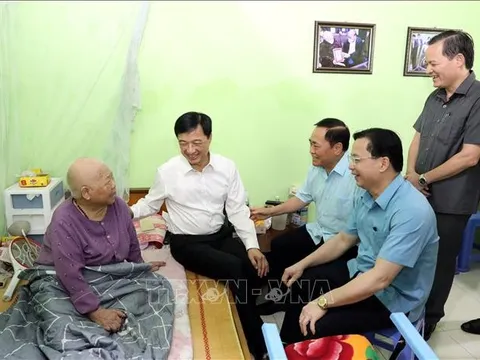 Lãnh đạo Đảng, Nhà nước quan tâm chăm lo cho người có công