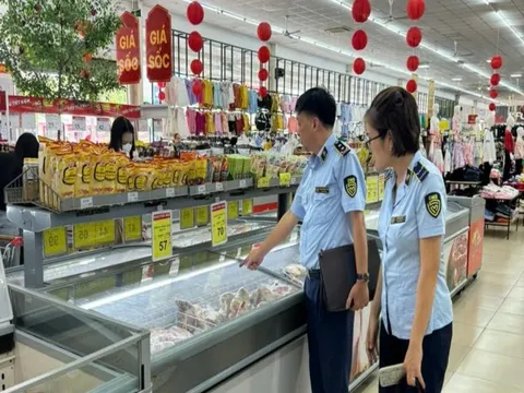 Đảm bảo nguồn cung hàng hóa thiết yếu ứng phó bão số 3