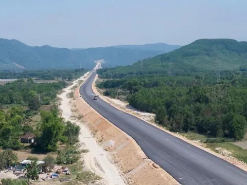 Không để vướng mắc nhỏ làm ảnh hưởng đến tiến độ cao tốc Quảng Ngãi – Hoài Nhơn