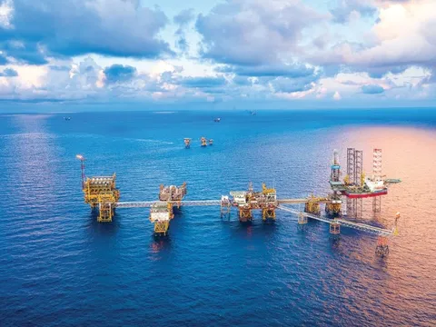 Chào mừng Đại hội đại biểu Đảng bộ Petrovietnam lần thứ IV, nhiệm kỳ 2025-2030: Từ mong ước của Người đến tầm vóc Petrovietnam