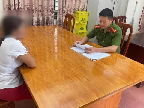 Vứt lợn chết ra đường, người phụ nữ đối diện mức phạt nặng
