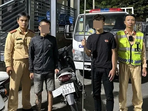 Ngăn chặn 2 thiếu niên vác hung khí dài 3m đi đánh nhau