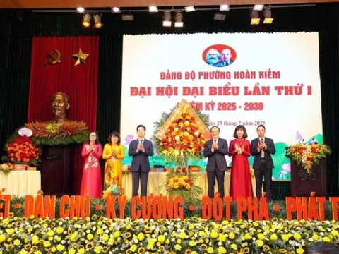 Xây dựng phường Hoàn Kiếm giàu mạnh, bản sắc, văn minh, nhân dân hạnh phúc