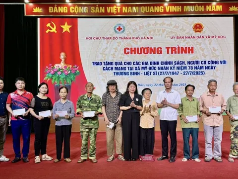 Hội Chữ thập đỏ Hà Nội tri ân các gia đình chính sách, người có công trên địa bàn