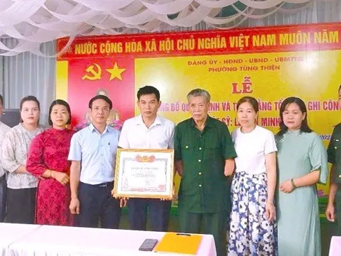 Phường Tùng Thiện: Nhiều hoạt động tưởng nhớ, tri ân các gia đình chính sách