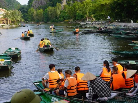 Ninh Bình chủ động bảo đảm an toàn cho khách du lịch trước mưa bão
