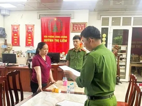 Khởi tố Trưởng văn phòng công chứng và đồng phạm trong vụ lừa đảo chiếm đoạt 16 tỷ đồng