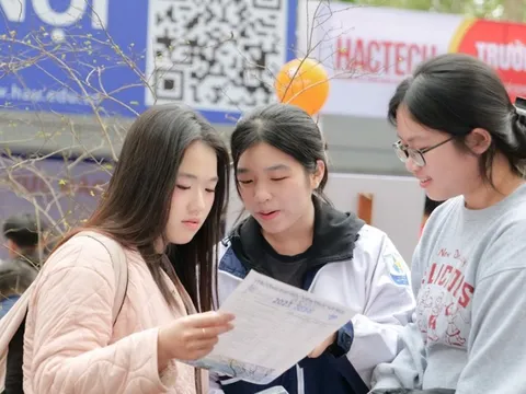 Trả Giấy chứng nhận Kết quả thi tốt nghiệp THPT năm 2025 cho thí sinh tự do dự thi theo chương trình 2018