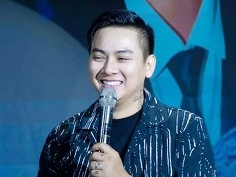 Hoài Lâm bị "team qua đường" bắt gặp, diện mạo hiện tại gây bất ngờ