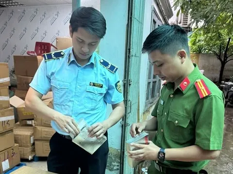 Hà Nội: Phát hiện 15.000 sản phẩm mặt nạ dưỡng da nhập lậu