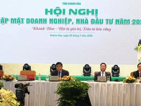 Từ 'Cà phê doanh nhân' đến tín dụng 50.000 tỷ: Khánh Hòa hành động để thu hút đầu tư dài hạn