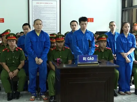 Mua bán gần 3kg ma túy, 6 bị cáo trả giá đắt