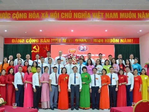 Đảng bộ các cơ quan Đảng phường Tùng Thiện đại hội lần thứ nhất