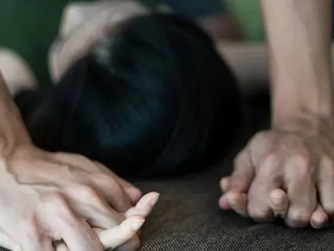 Truy tố bác sĩ xâm hại người phụ nữ đang mang thai