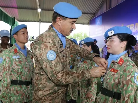 Hơn 180 chiến sĩ mũ nồi xanh Việt Nam nhận Huy chương Gìn giữ Hòa bình Liên hợp quốc