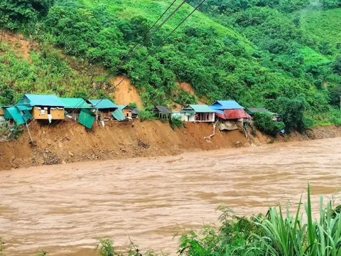 Nghệ An: Thiên tai kéo dài giấc mơ 'an cư'