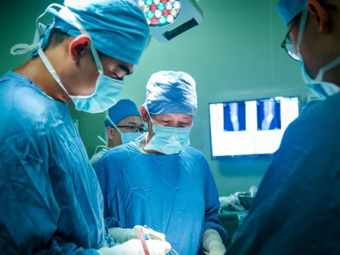 Nhiễm khuẩn – 'Thảm họa' trong phẫu thuật thay khớp gối