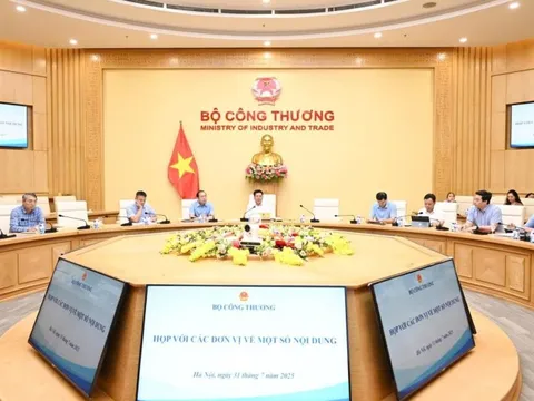 Bộ Công Thương cử 34 lãnh đạo cục, vụ về hỗ trợ địa phương triển khai chính quyền hai cấp
