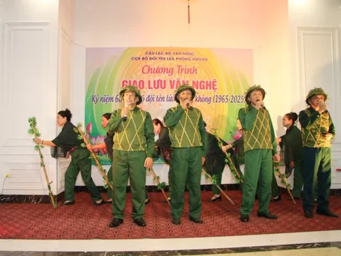 Cựu chiến binh Tên lửa Phòng không hội ngộ tại Biển Quỳnh, thắp lửa truyền thống hào hùng