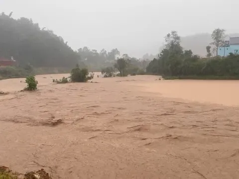 Tập trung cứu người bị nạn do sạt lở, lũ quét ở Điện Biên và một số tỉnh miền Bắc