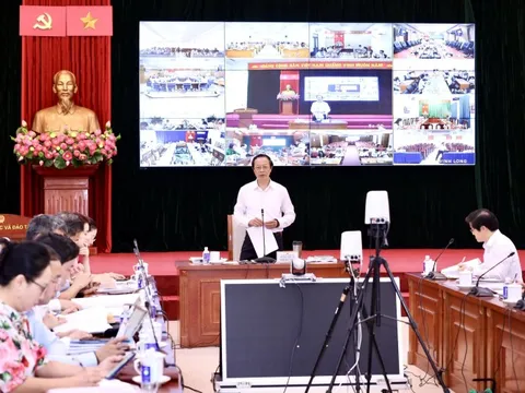 "Địa phương hỏi - Bộ GD&ĐT trả lời" thắc mắc trong phân cấp quản lý giáo dục