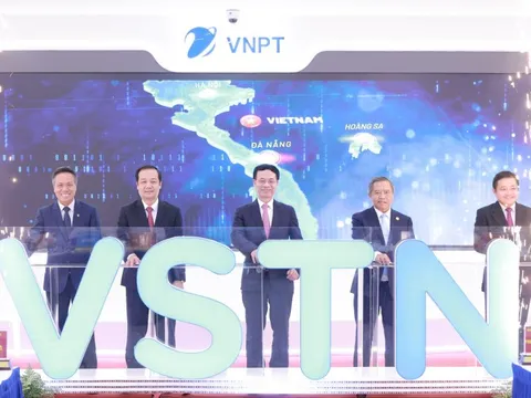 Khai trương tuyến cáp đất quốc tế đầu tiên do người Việt làm chủ 100%