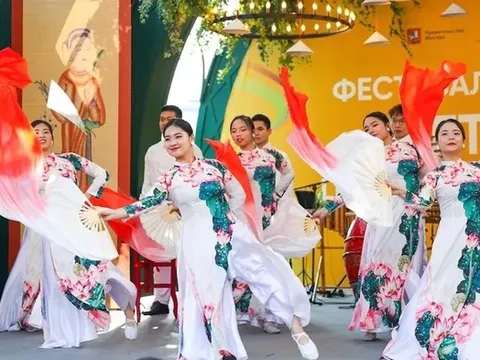 Gần 1 triệu người tham dự Lễ hội Văn hóa Việt Nam